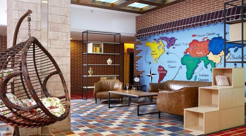 Golden Park Hotel