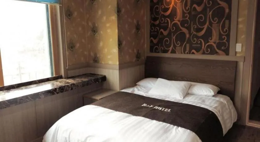 Bed in B&F Hotel