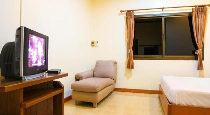 Bed in TAWANCHAY HOTEL PHATTHALUNG