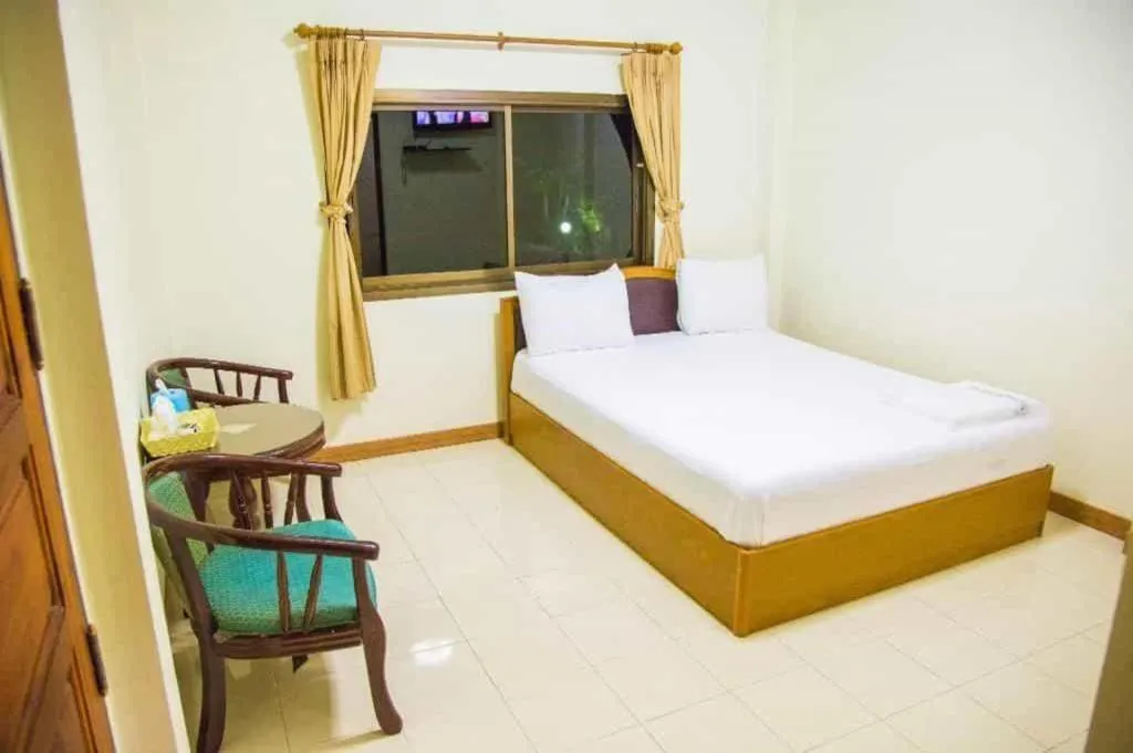 Bed in TAWANCHAY HOTEL PHATTHALUNG