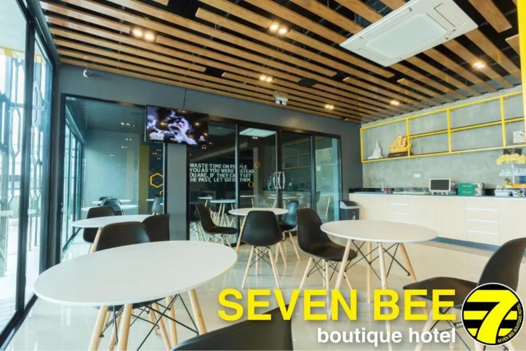 Seven bee boutique hotel