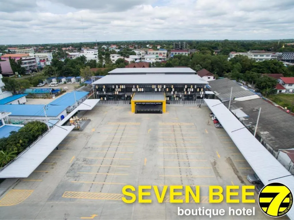 Seven bee boutique hotel