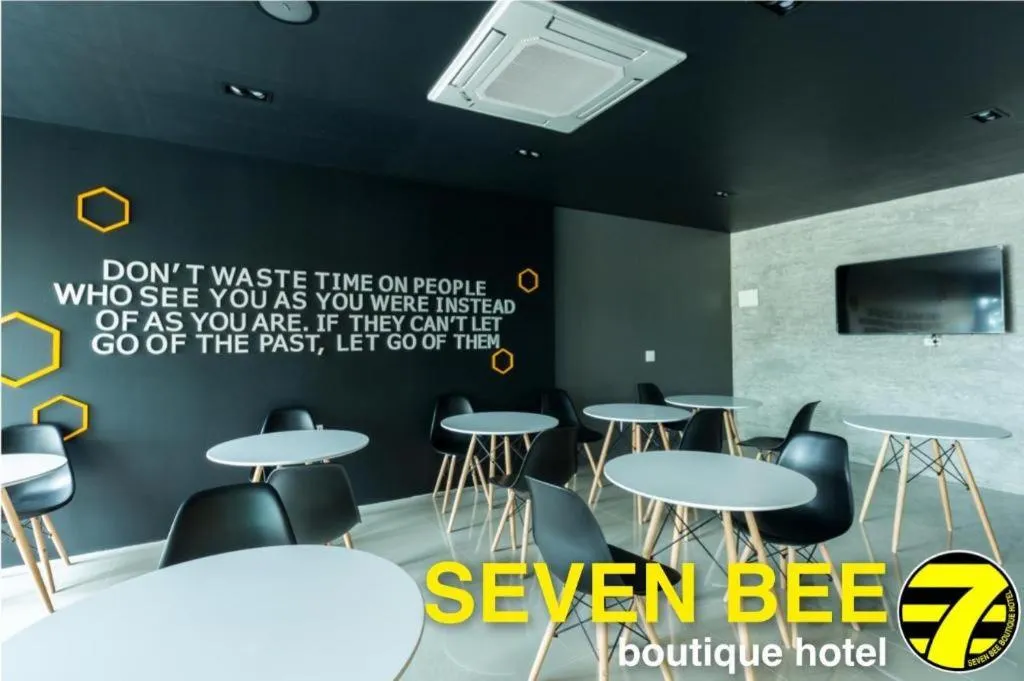 Seven bee boutique hotel