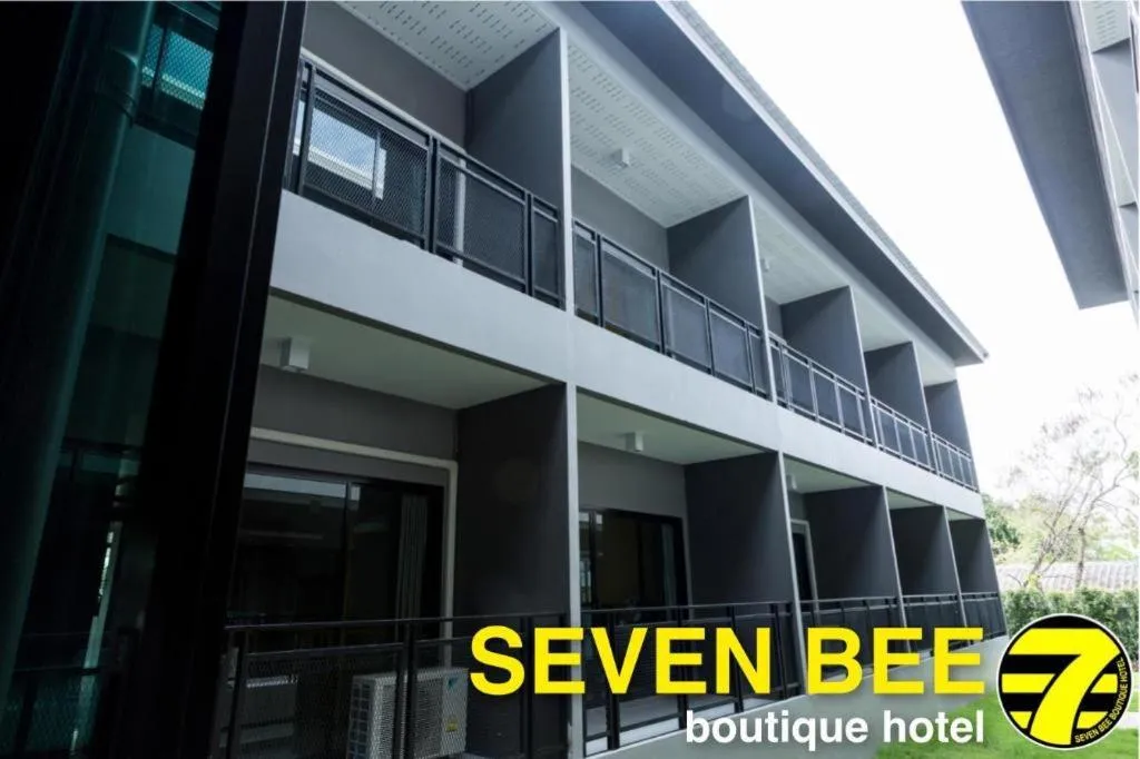 Seven bee boutique hotel