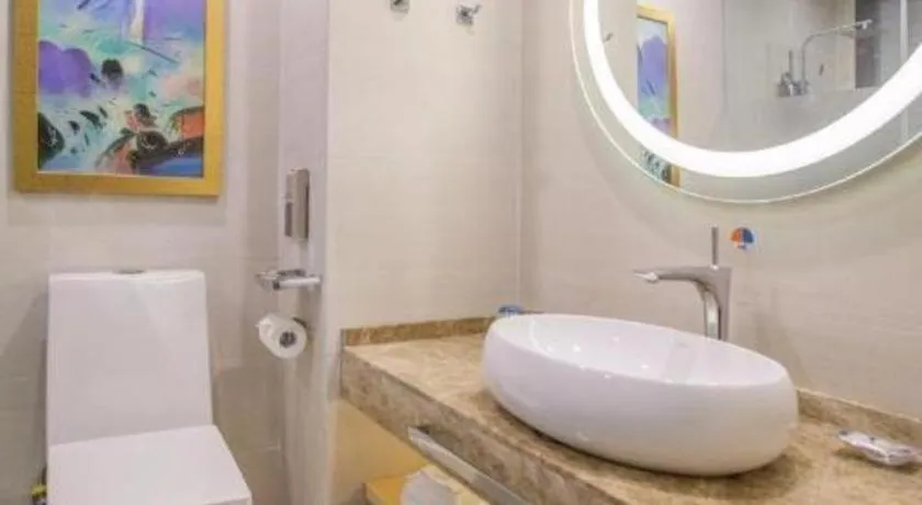 Lavande Hotel Wuhan Jianghan Road Subway Station