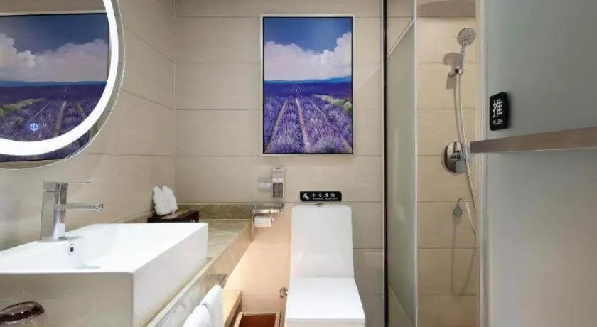 Lavande Hotel Guangzhou Shangxiajiu Pedestrian Street Hualin Temple Metro Station