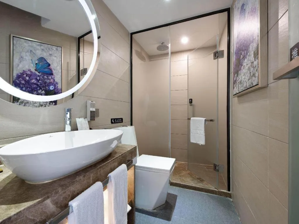 Lavande Hotel Guangzhou Shangxiajiu Pedestrian Street Hualin Temple Metro Station