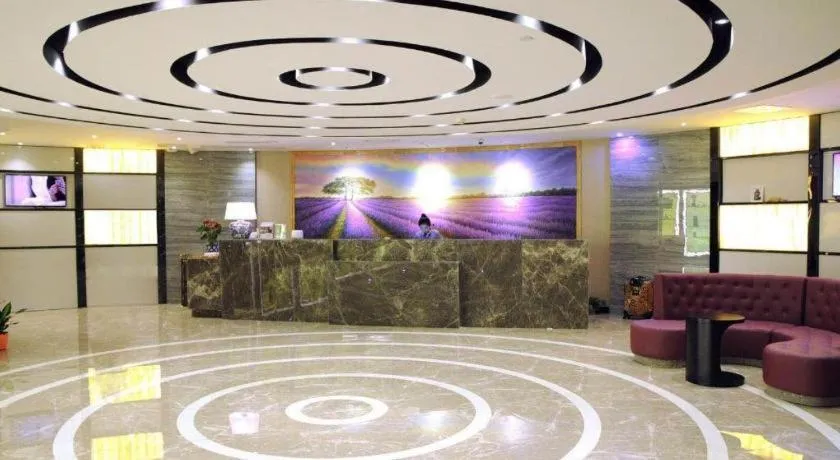 Lavande Hotel Guangzhou Shangxiajiu Pedestrian Street Hualin Temple Metro Station