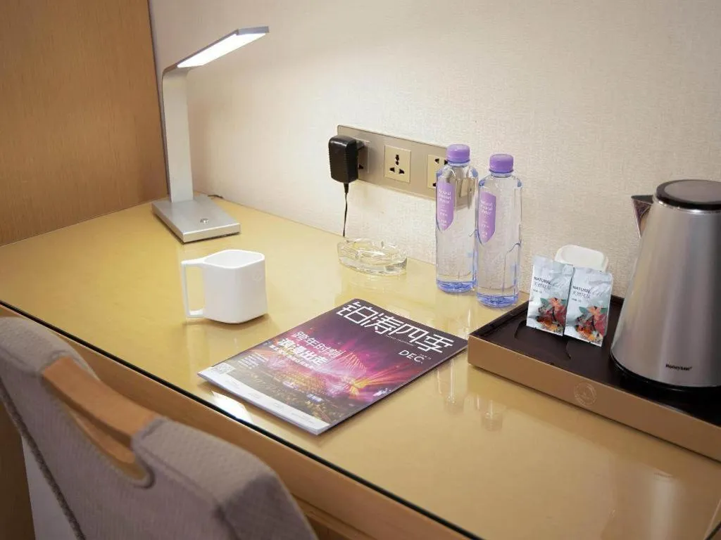 Lavande Hotel Guangzhou Shangxiajiu Pedestrian Street Hualin Temple Metro Station