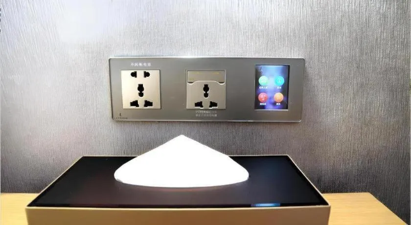 Lavande Hotel Guangzhou Shangxiajiu Pedestrian Street Hualin Temple Metro Station