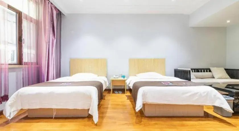 Bed in Pai Hotel Tianjin Binguan Metro Station Municipal Government Bed in Pai Hotel Tianjin Binguan Metro Station Municipal Government