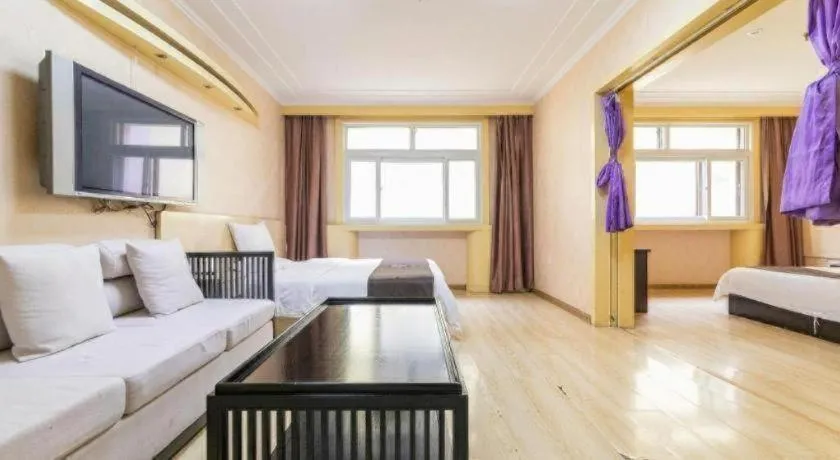 Bed in Pai Hotel Tianjin Binguan Metro Station Municipal Government