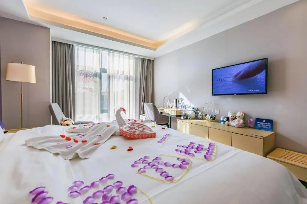 Bed in Lavande Hotel Beijing Olympic Village bird nest