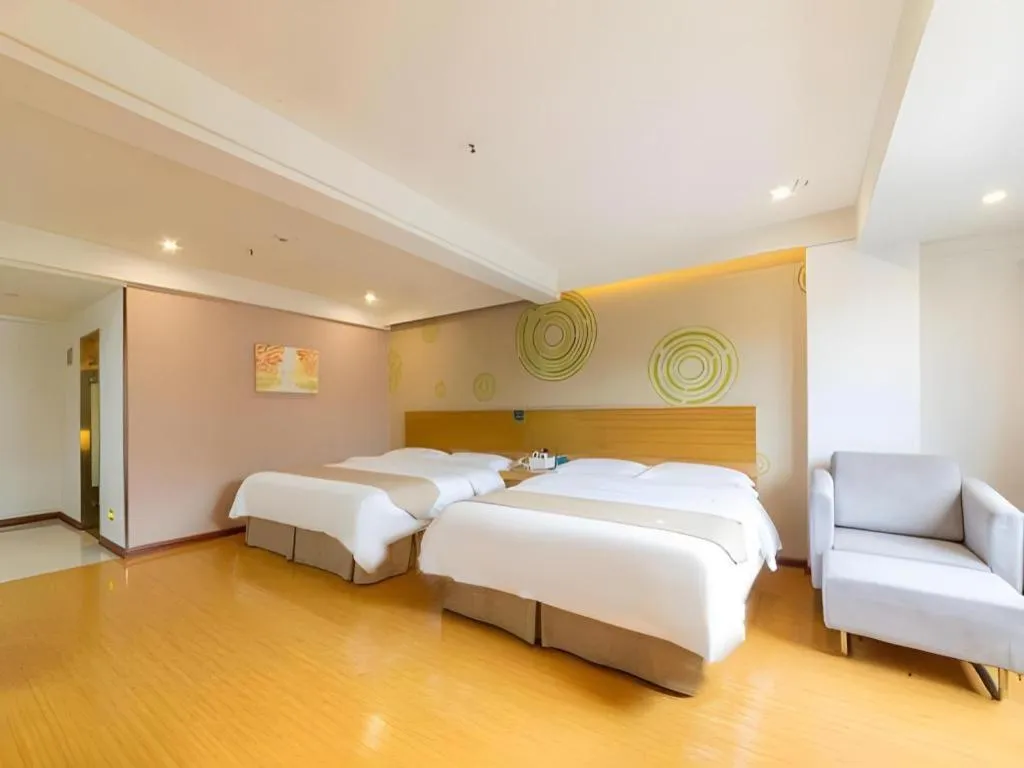 Bed in GreenTree Inn Xuancheng Jingxian Wannan First Street Express Hotel