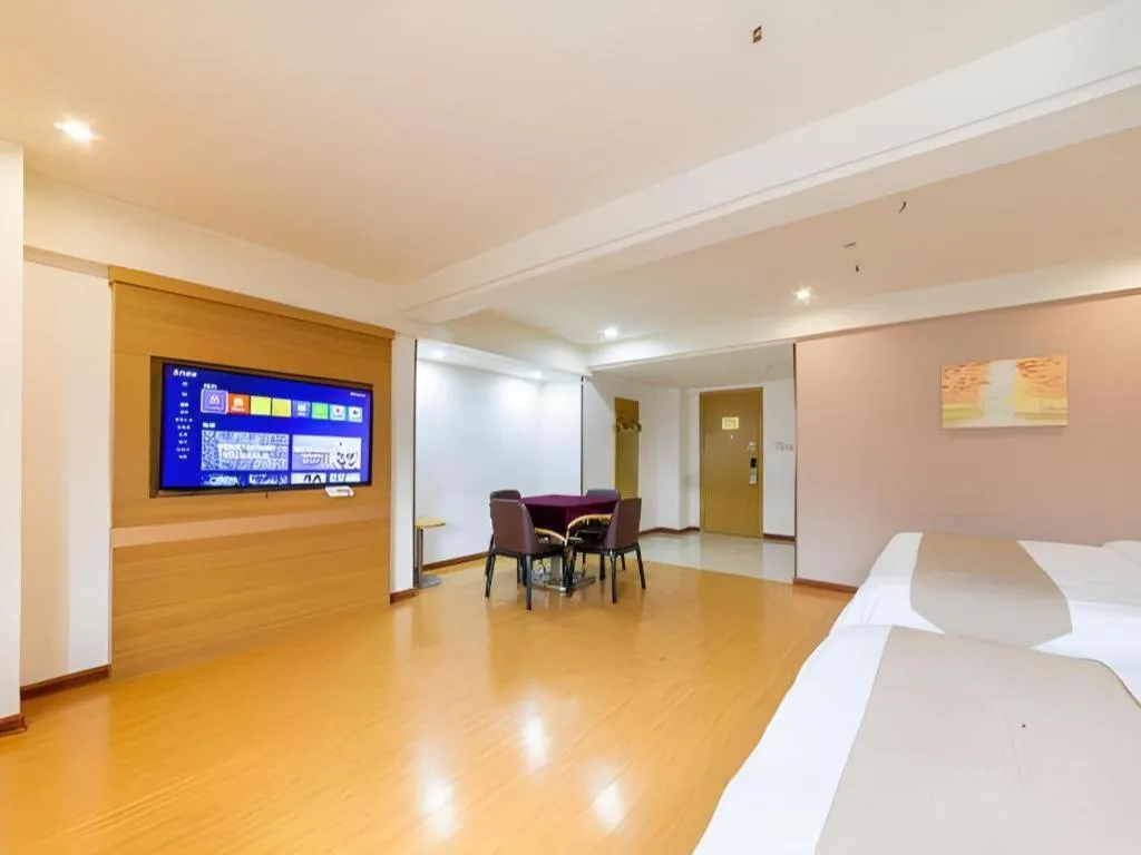 Bed in GreenTree Inn Xuancheng Jingxian Wannan First Street Express Hotel