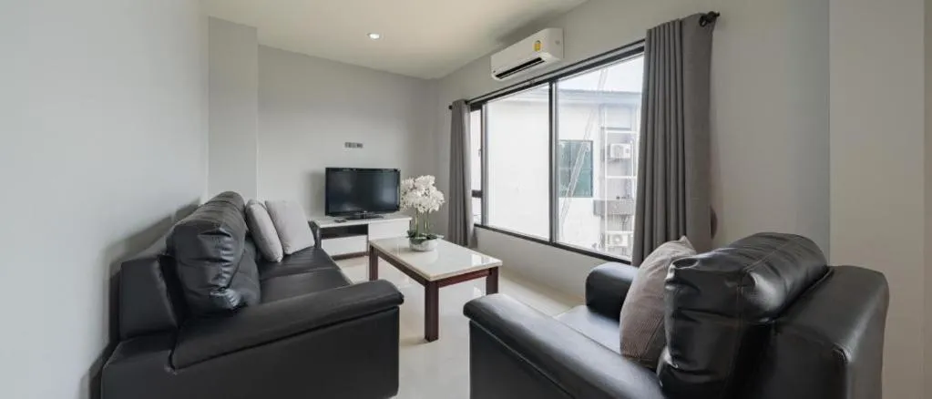 C2U Hotel Uthai Thani