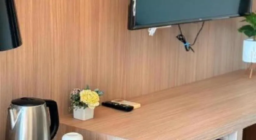 Home Place Lopburi Hotel