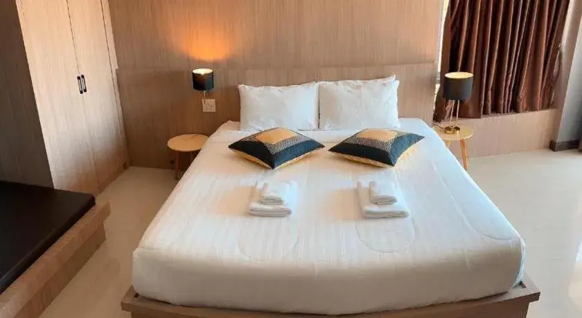 Bed in Home Place Lopburi Hotel Bed in Home Place Lopburi Hotel