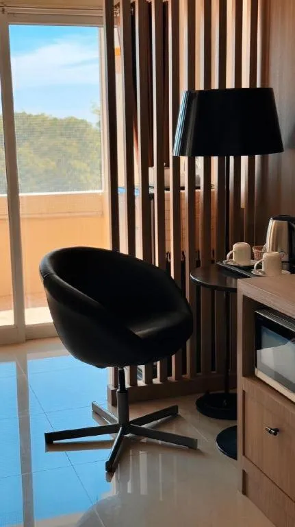 Home Place Lopburi Hotel