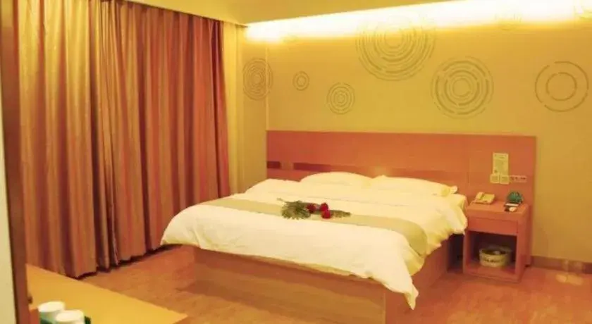 Bed in GreenTree Inn Beijing Magezhuang Metro Station Express Hotel Bed in GreenTree Inn Beijing Magezhuang Metro Station Express Hotel