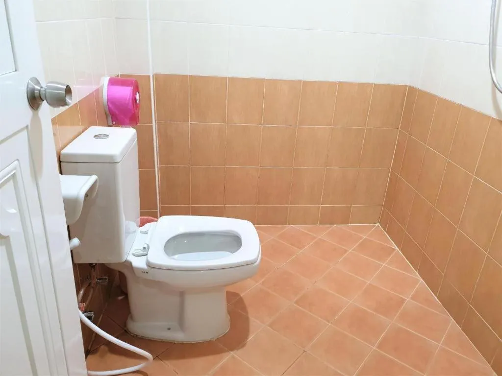 Sea beach Koh Larn 2 Hotel