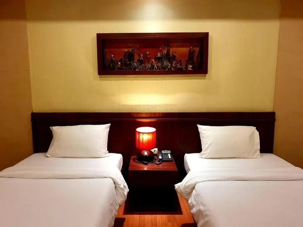 Bed in King Hotel Bed in King Hotel