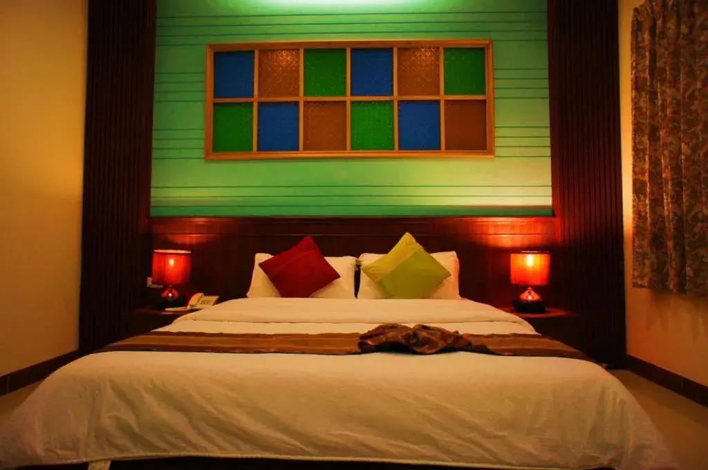 Bed in King Hotel Bed in King Hotel