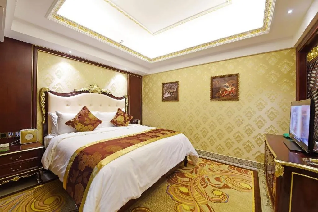 Bed in Wanjiale International Hotel