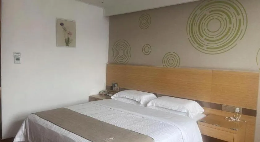Bed in GreenTree Inn Heze Danxian Shangmaocheng Business Branch