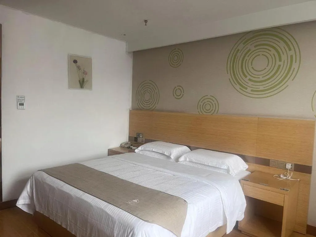 Bed in GreenTree Inn Heze Danxian Shangmaocheng Business Branch
