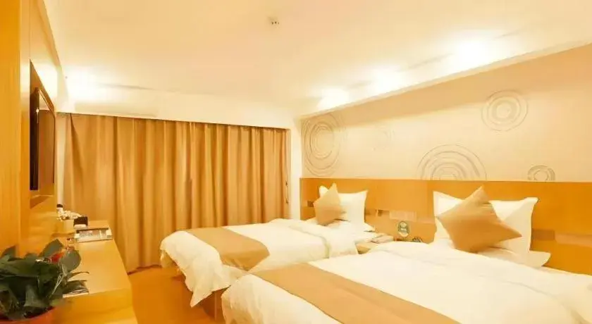 Bed in GreenTree Inn Heze Danxian Shangmaocheng Business Branch Bed in GreenTree Inn Heze Danxian Shangmaocheng Business Branch