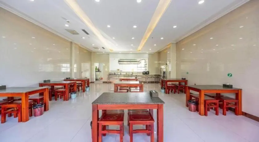 GreenTree Inn Linxia Niujinhe Avenue Express Hotel