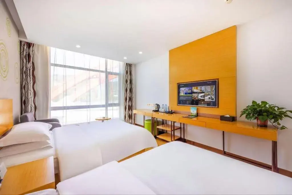 Bed in GreenTree Inn Linxia Niujinhe Avenue Express Hotel Bed in GreenTree Inn Linxia Niujinhe Avenue Express Hotel