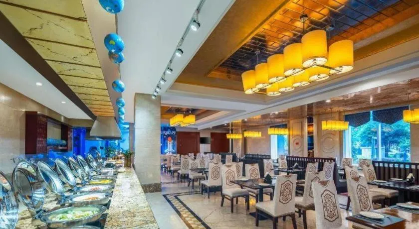 Taishun Xiangzhou New Century Hotel