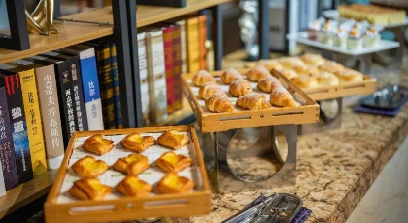 Taishun Xiangzhou New Century Hotel