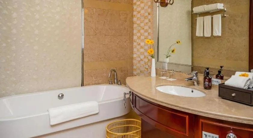 Taishun Xiangzhou New Century Hotel