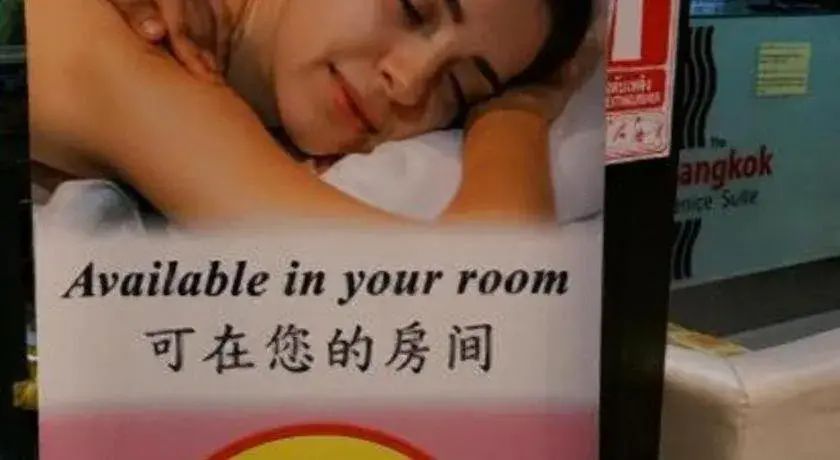 Bed in The Bangkok Venice Suite Bed in The Bangkok Venice Suite