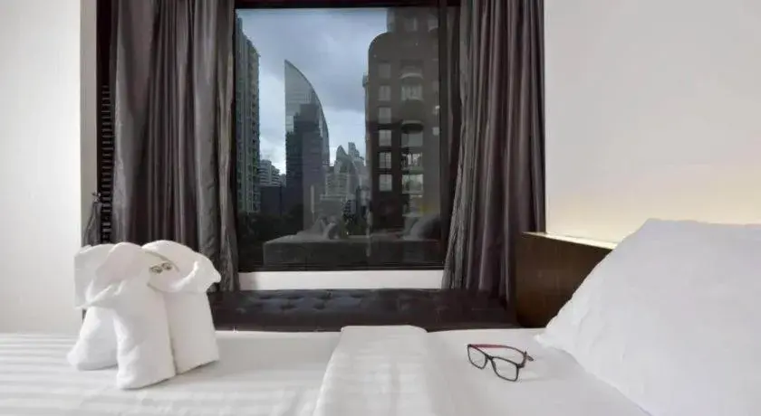 Bed in The Bangkok Venice Suite Bed in The Bangkok Venice Suite