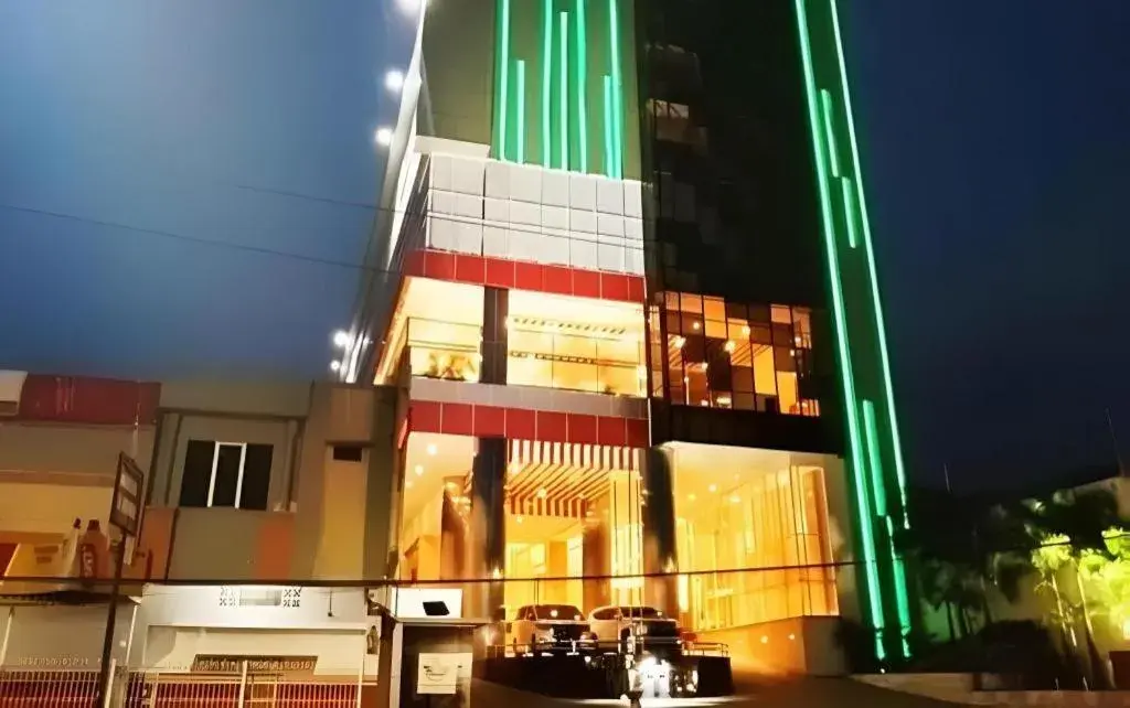 Grand Metro Hotel Tasikmalaya Grand Metro Hotel Tasikmalaya