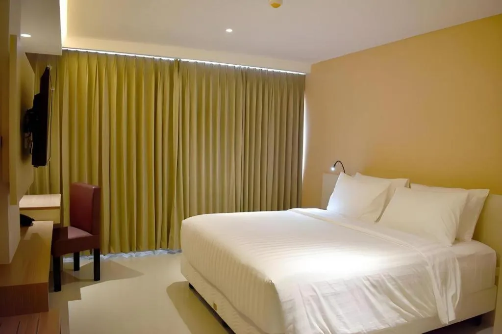 Bed in Grand Metro Hotel Tasikmalaya