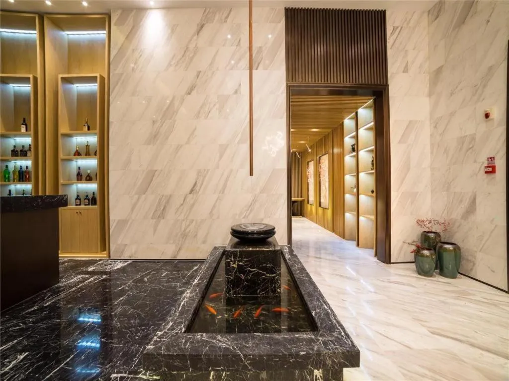 Metropolo Hotel Huazhong University Guanggu Avenue