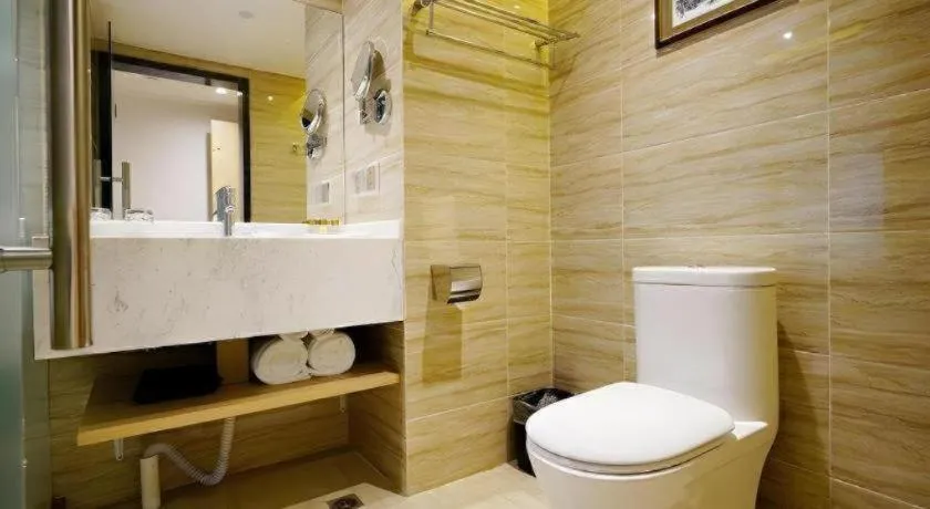 Metropolo Hotel Qingdao Wusi Square Xiaomaidao