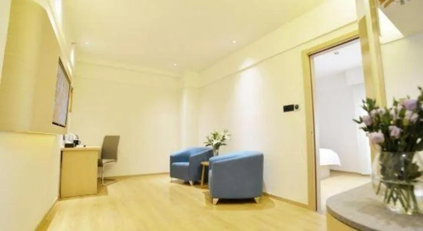 Metropolo Hotel Qingdao Wusi Square Xiaomaidao