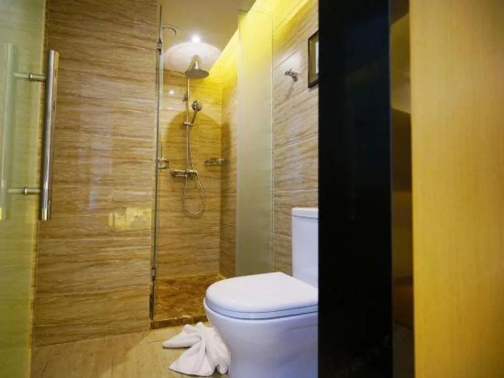 Metropolo Hotel Qingdao Wusi Square Xiaomaidao