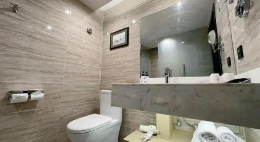 Metropolo Hotel Qingdao Wusi Square Xiaomaidao