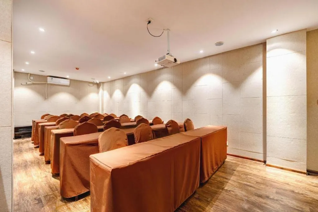 James Joyce Coffetel Qufu Tourist Center Gulou Street Sankong Scenic Spot