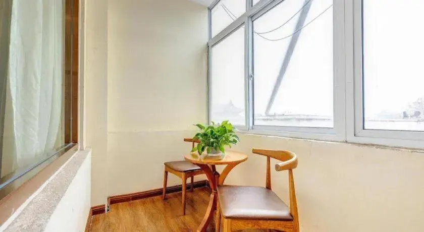 James Joyce Coffetel Qufu Tourist Center Gulou Street Sankong Scenic Spot James Joyce Coffetel Qufu Tourist Center Gulou Street Sankong Scenic Spot