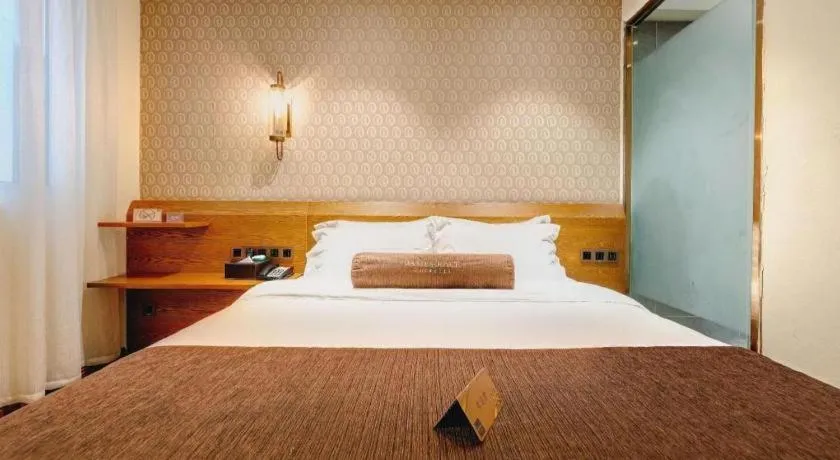 Bed in James Joyce Coffetel Qufu Tourist Center Gulou Street Sankong Scenic Spot