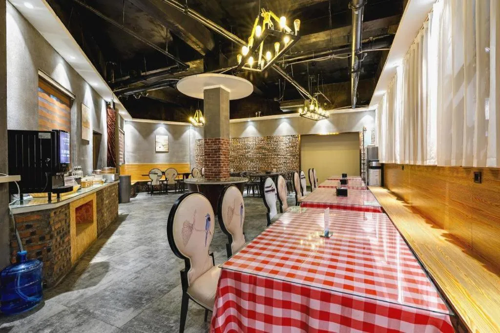 James Joyce Coffetel Qufu Tourist Center Gulou Street Sankong Scenic Spot