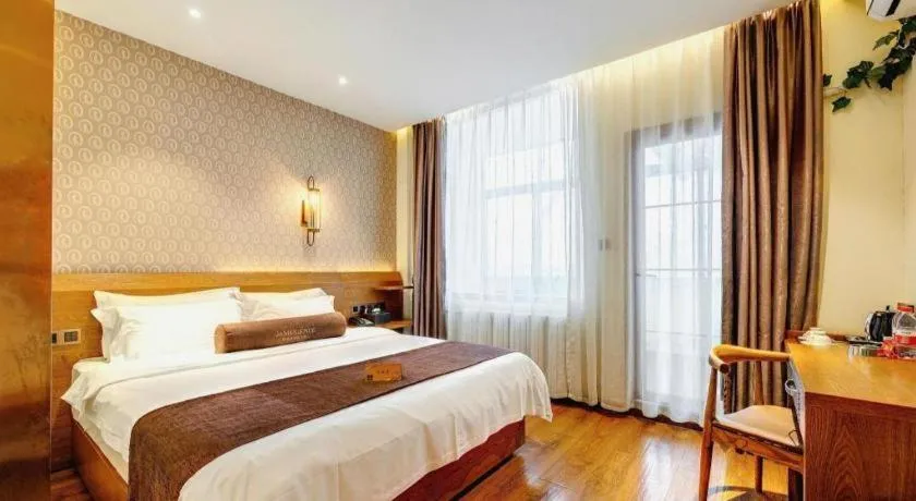 Bed in James Joyce Coffetel Qufu Tourist Center Gulou Street Sankong Scenic Spot